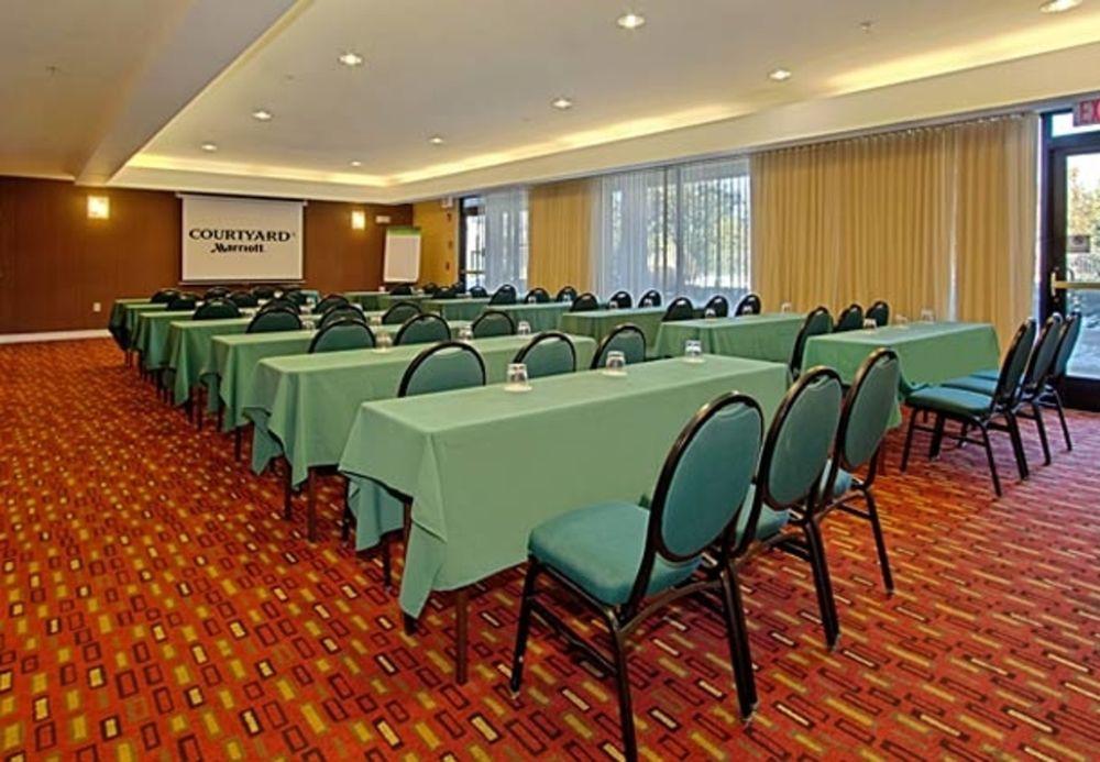 Courtyard By Marriott Springfield Ξενοδοχείο Εξωτερικό φωτογραφία