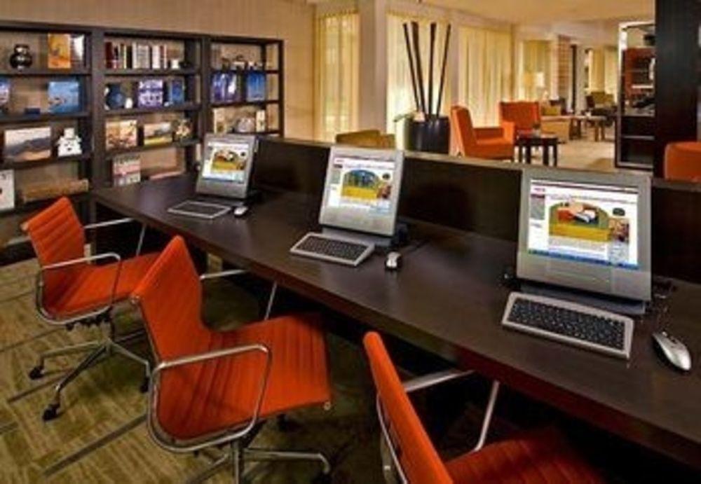 Courtyard By Marriott Springfield Ξενοδοχείο Εξωτερικό φωτογραφία