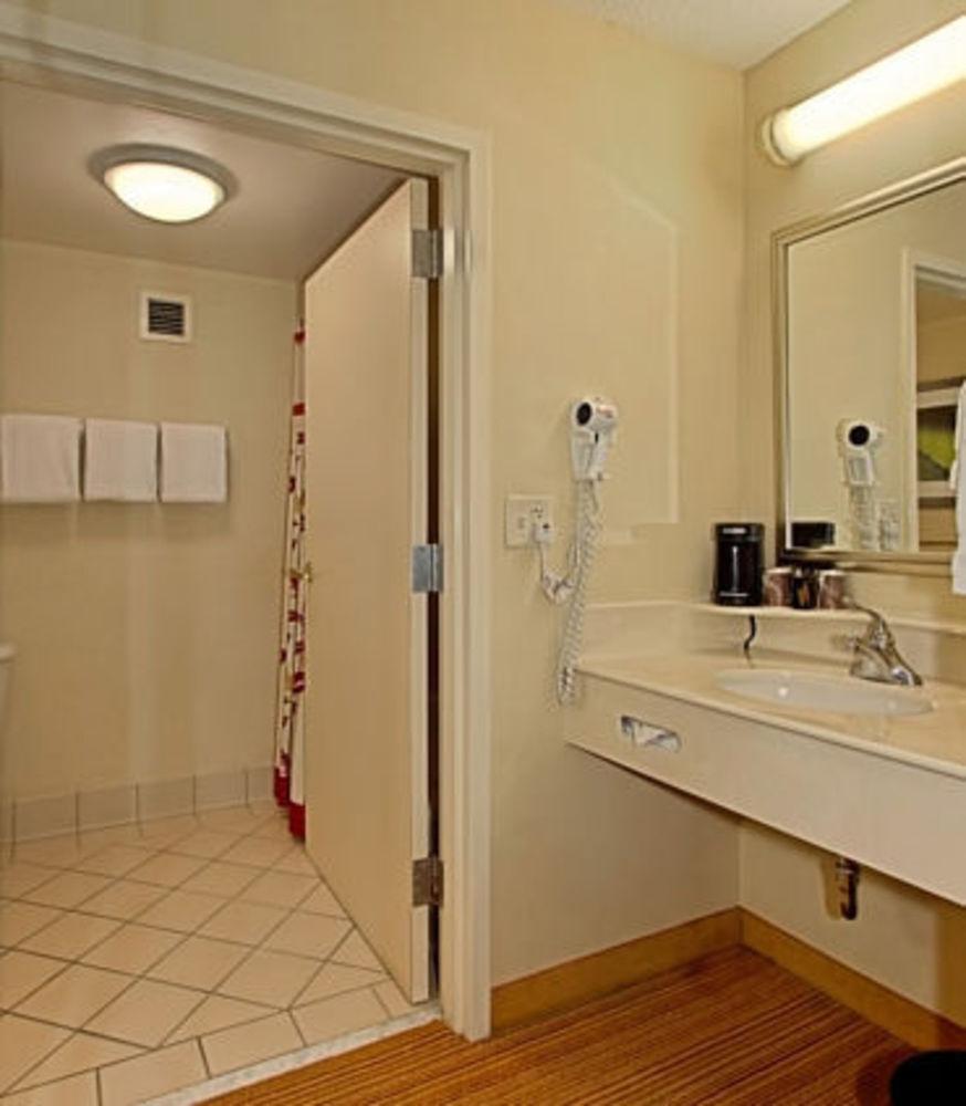 Courtyard By Marriott Springfield Ξενοδοχείο Εξωτερικό φωτογραφία