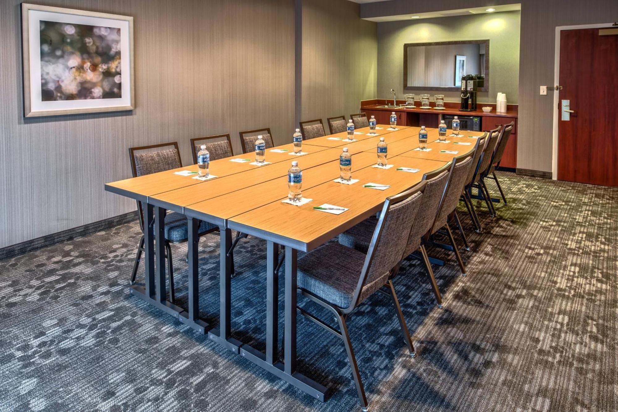 Courtyard By Marriott Springfield Ξενοδοχείο Εξωτερικό φωτογραφία