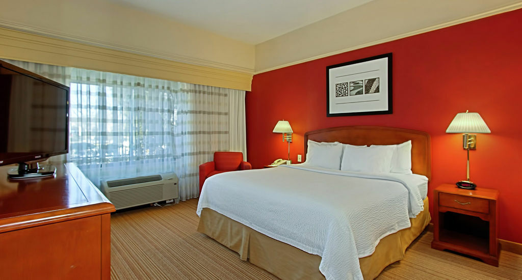 Courtyard By Marriott Springfield Ξενοδοχείο Εξωτερικό φωτογραφία